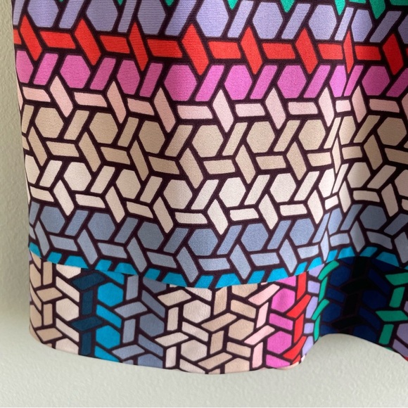 Trina Turk Signed Macee Stained Glass Print Sleeveless Dress Size 6 - Picture 4 of 10